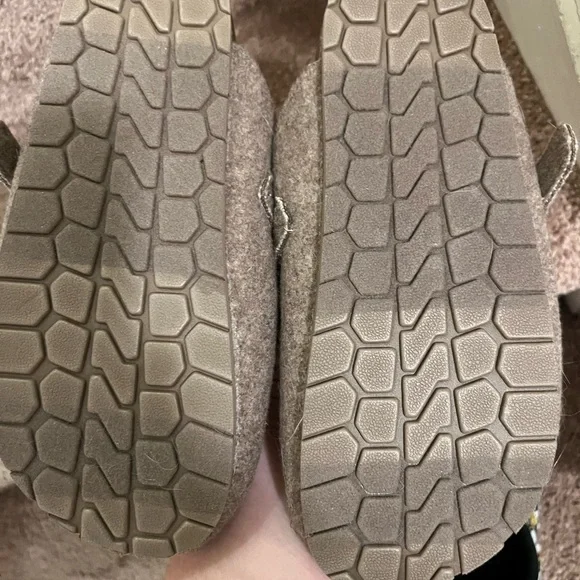 Gap Kids wool slip ons - Picture 3 of 3